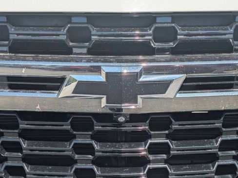 Used 2021 Chevrolet Tahoe Z71 w/ Z71 Signature Package AWD/4WD image 9