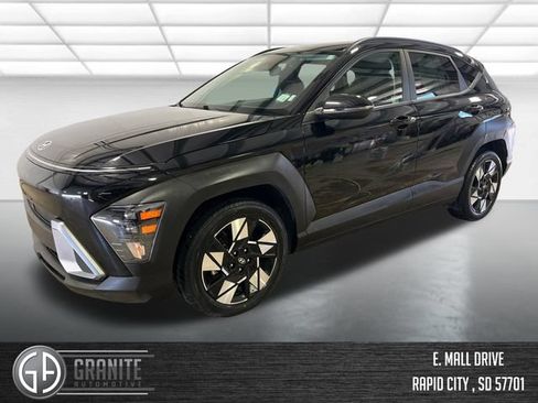 Used 2025 Hyundai Kona SEL FWD image 1