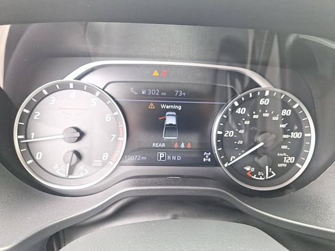 Used 2024 Nissan Titan SV w/ SV Convenience Package AWD/4WD image 14