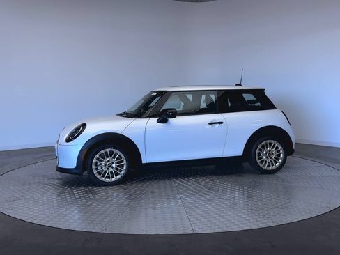 New 2026 MINI Cooper 2-Door Hardtop FWD image 5