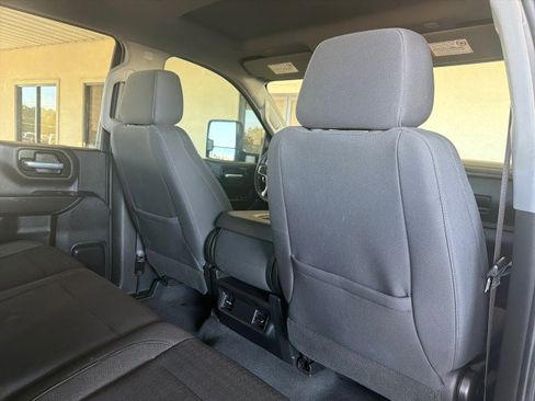 Used 2021 Chevrolet Silverado 2500 LT w/ Z71 Off-Road Package image 30