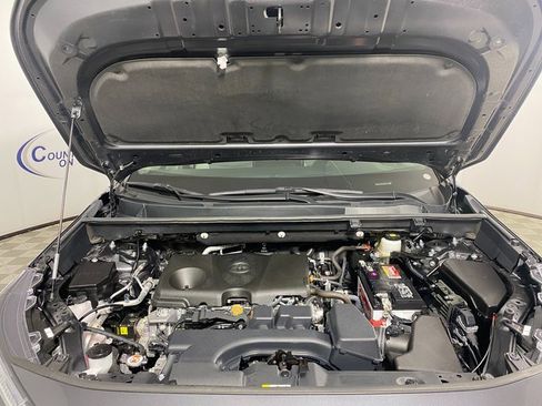 Used 2025 Toyota RAV4 XLE image 22