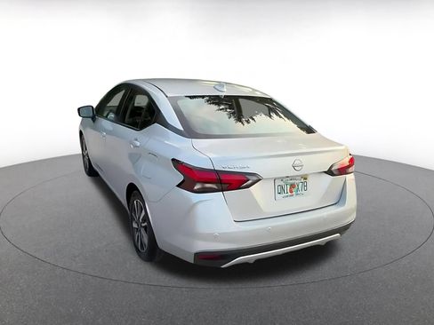 Used 2025 Nissan Versa SV FWD image 11