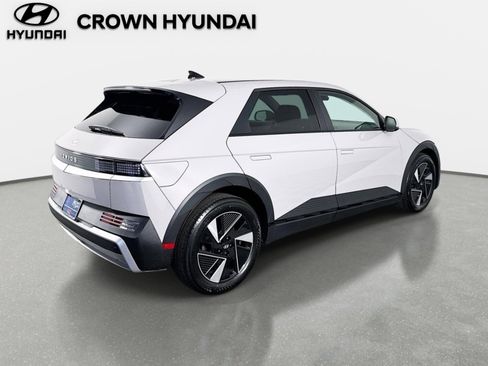 New 2026 Hyundai Ioniq 5 SEL RWD image 5