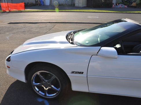 Used 1997 Chevrolet Camaro Z28 w/ Preferred Equipment Group 2 RWD image 13