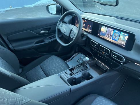 New 2026 Nissan Sentra SV w/ SV Convenience Package FWD image 39