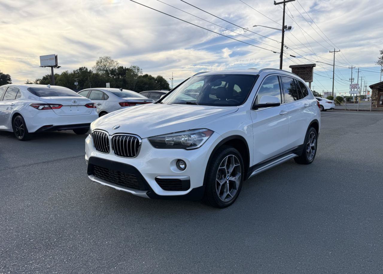 Used 2018 BMW X1 sDrive28i w/ Convenience Package FWD image 3