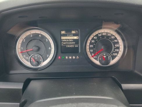 Used 2019 RAM 1500 Express w/ Express Value Package AWD/4WD image 12