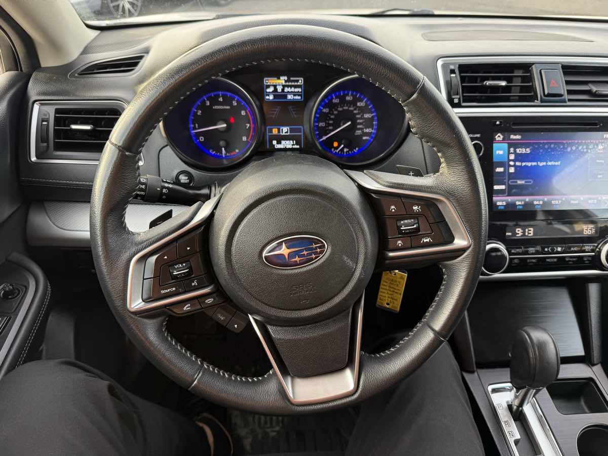 Used 2019 Subaru Outback 2.5i Premium w/ Popular Package #2 AWD/4WD image 7