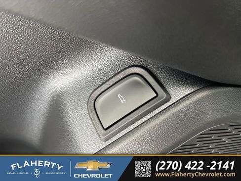 New 2026 Chevrolet Equinox RS image 23