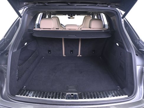 Certified 2023 Porsche Cayenne Turbo AWD/4WD image 15