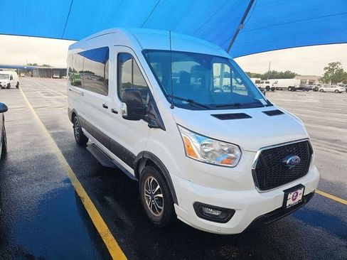 Used 2022 Ford Transit 350 XLT RWD image 3