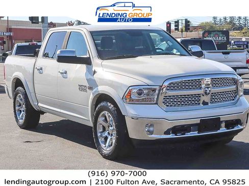 Used 2017 RAM 1500 Laramie image 5