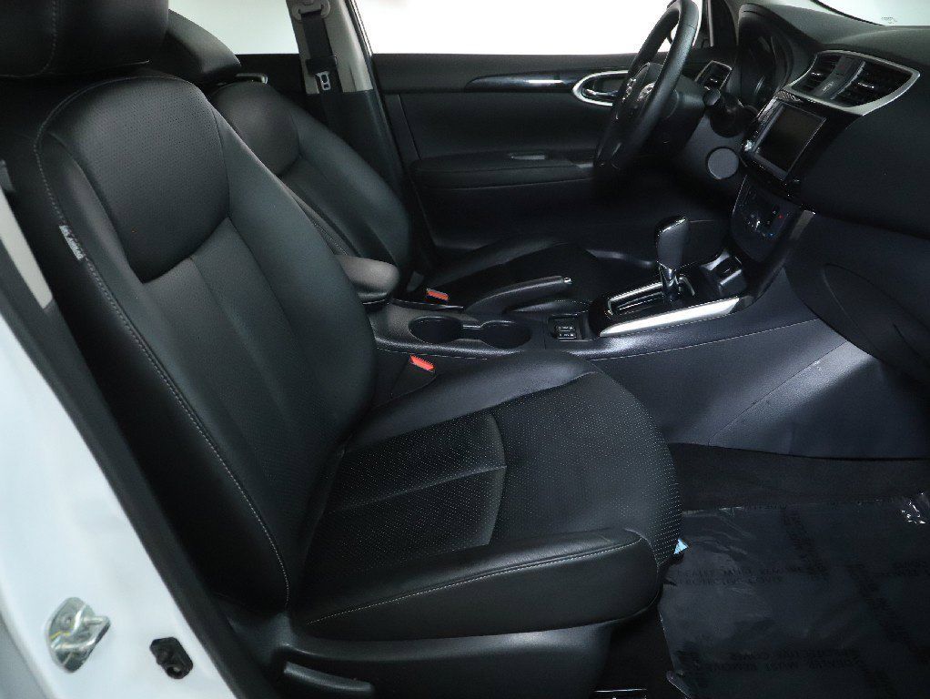 Certified 2019 Nissan Sentra SL FWD image 34