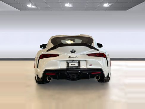 Used 2020 Toyota Supra Premium w/ Driver Assist Package RWD image 10