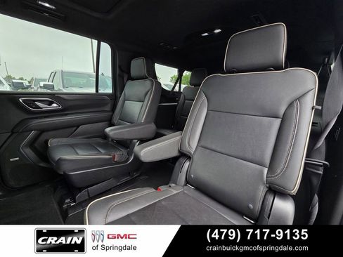 Used 2022 GMC Yukon XL SLT w/ SLT Premium Package AWD/4WD image 24