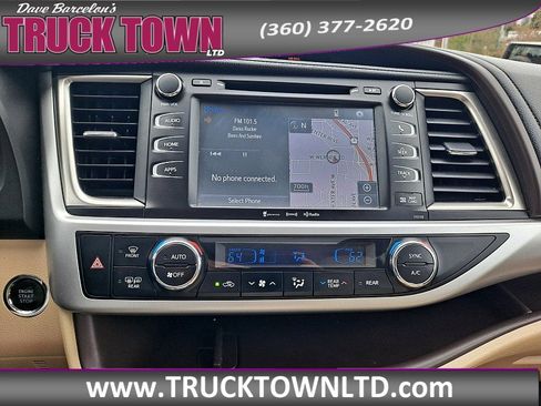 Used 2016 Toyota Highlander XLE w/ Protection Package #3 AWD/4WD image 23