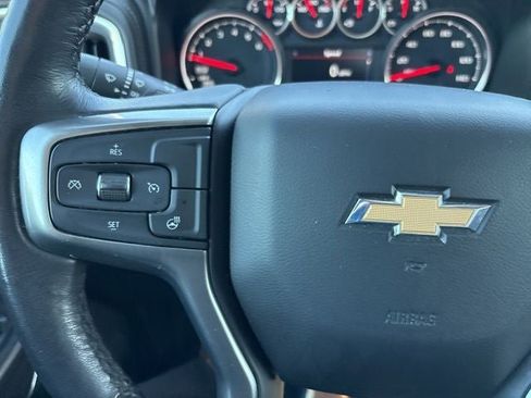 Used 2021 Chevrolet Silverado 1500 LT w/ Convenience Package II AWD/4WD image 26