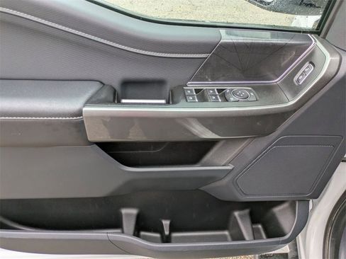 Used 2022 Ford F150 XLT w/ Equipment Group 302A High image 14