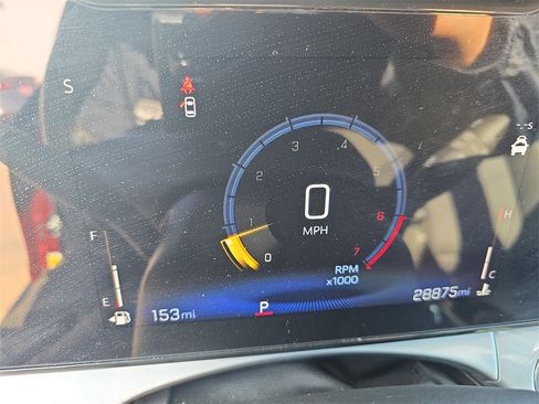 Used 2025 Chevrolet Trax LT w/ LT Convenience Package image 20