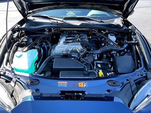 New 2026 MAZDA MX-5 Miata Club w/ Interior Package RWD image 15