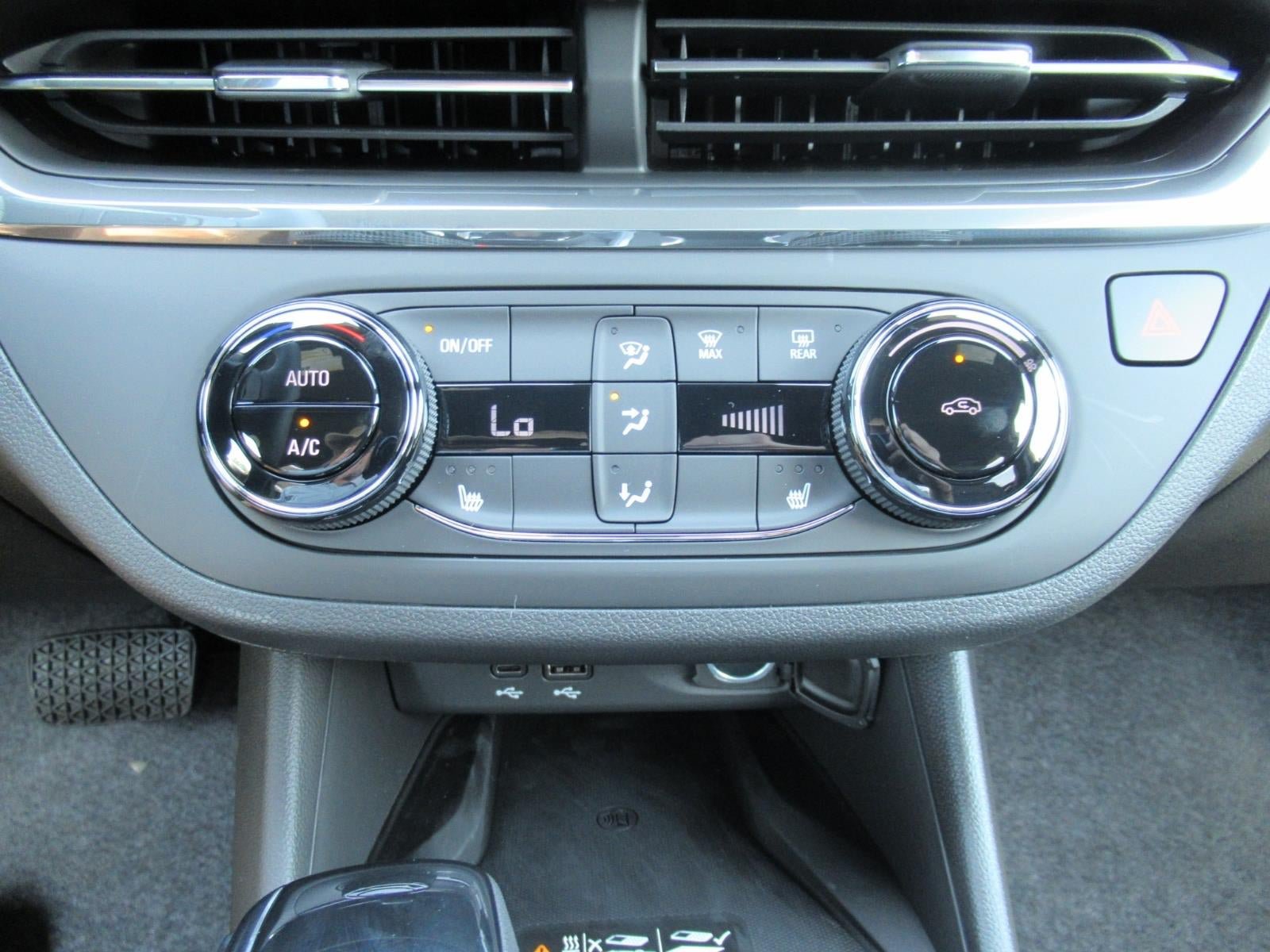 New 2026 Buick Envista Preferred w/ Convenience I Package FWD image 25