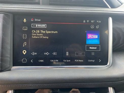 Used 2024 GMC Yukon XL Denali AWD/4WD image 18