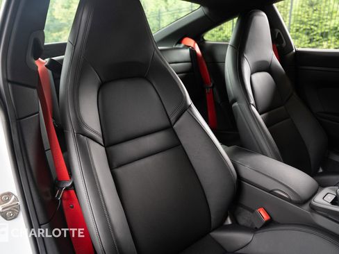 Used 2021 Porsche 911 Carrera S image 33