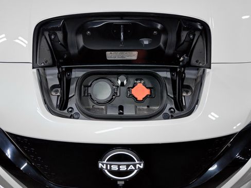 Used 2024 Nissan Leaf SV Plus FWD image 5