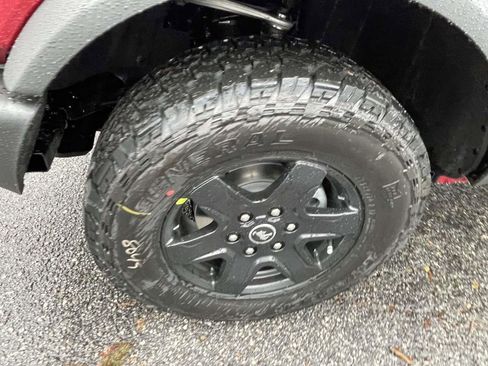 New 2025 Ford Bronco Big Bend AWD/4WD image 2