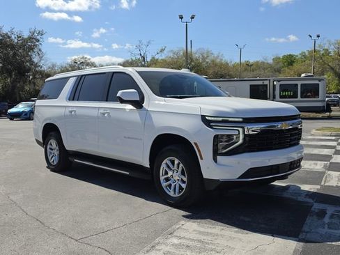 New 2026 Chevrolet Suburban LS w/ Max Trailering Package RWD image 2