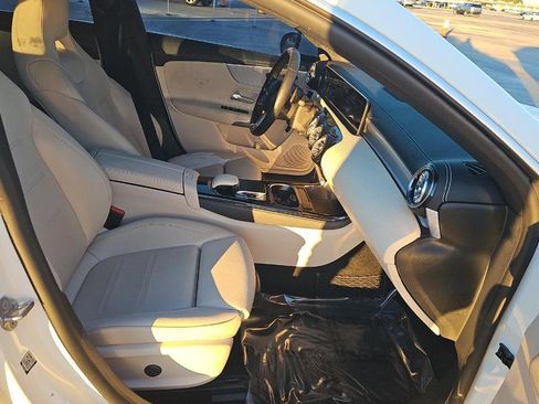 Used 2020 Mercedes-Benz CLA 250 image 11