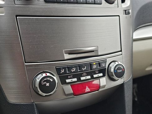 Used 2013 Subaru Outback 2.5i Premium w/ All-Weather Pkg image 27