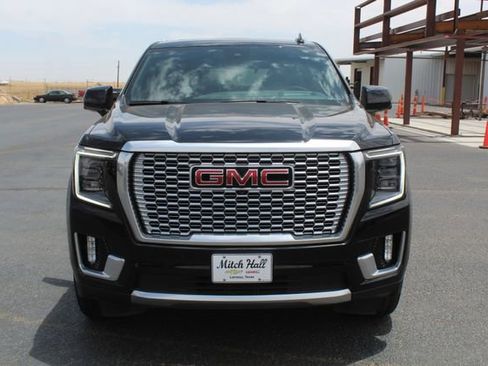 Used 2023 GMC Yukon Denali w/ Denali Reserve Package RWD image 11