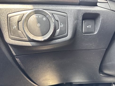 Used 2020 Ford Fusion SEL FWD image 31