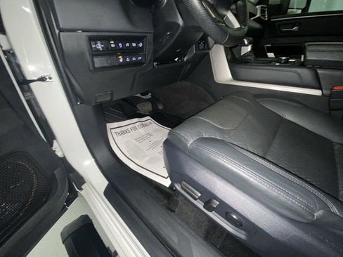 Used 2023 Toyota Tundra Limited AWD/4WD image 12