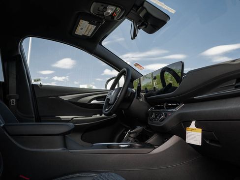 New 2026 Buick Envista Sport Touring w/ Convenience I Package FWD image 11