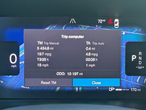 Certified 2023 Volvo XC40 B5 Plus w/ Protection Package Premier image 30