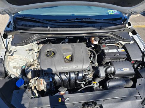 Used 2019 Hyundai Elantra Value Edition w/ Cargo Package image 35