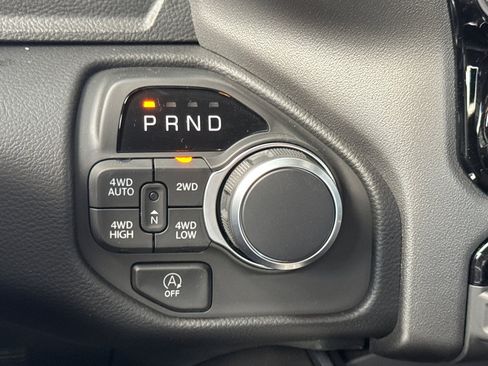 New 2027 RAM 1500 4x4 Crew Cab image 19