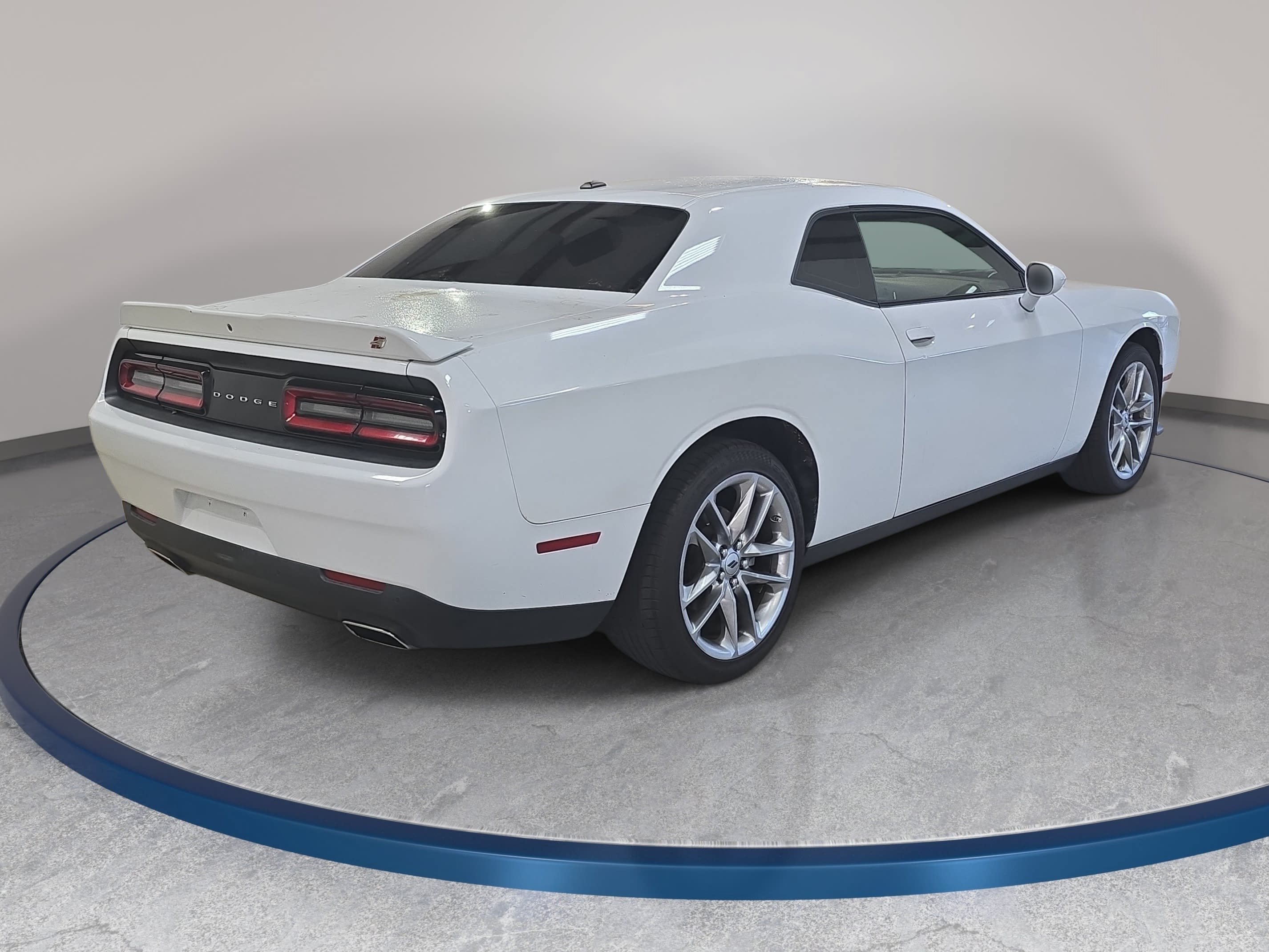 Used 2022 Dodge Challenger GT AWD/4WD image 6