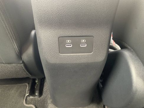 Used 2025 Nissan Kicks SR FWD image 17