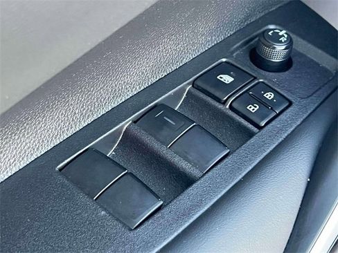 Certified 2025 Toyota Corolla XSE image 22