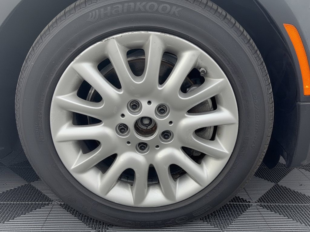 Used 2014 MINI Cooper S FWD image 13
