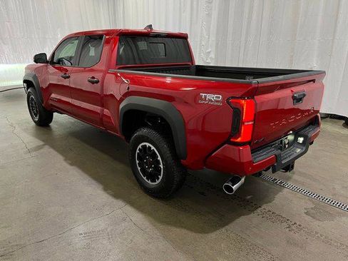 Certified 2025 Toyota Tacoma TRD Off-Road w/ TRD Off Road Premium Package AWD/4WD image 6