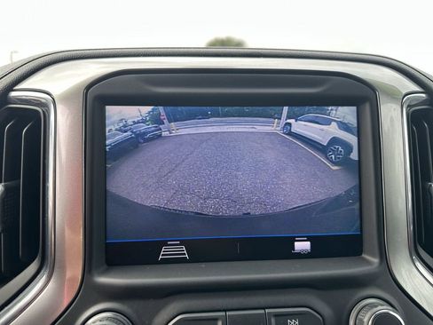 Certified 2021 Chevrolet Silverado 1500 RST image 24