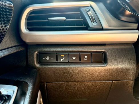 Used 2020 Kia Telluride LX FWD image 19
