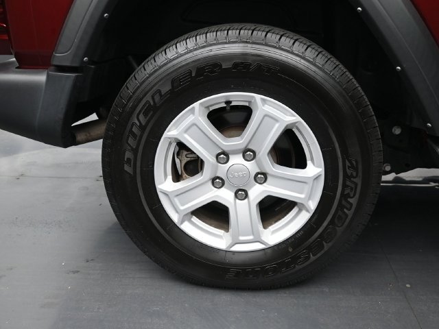 Used 2021 Jeep Wrangler Sport AWD/4WD image 30