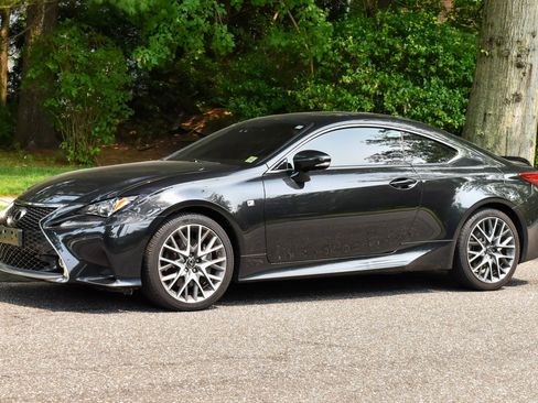 Used 2017 Lexus RC 300 F Sport AWD/4WD image 4