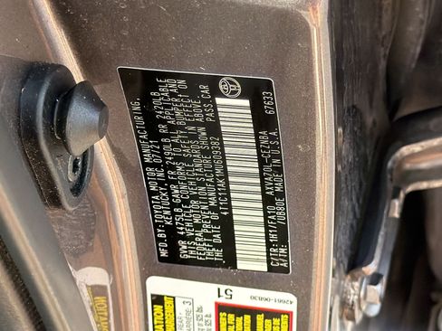 Certified 2021 Toyota Camry LE FWD image 26